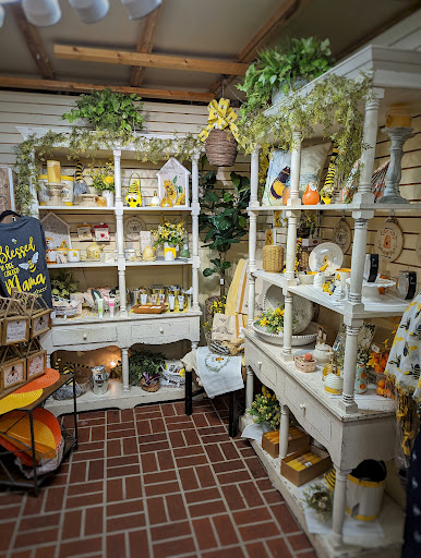 Gift Shop «The Stable Home Decor», reviews and photos, 101 Co Rd 557A, Lake Alfred, FL 33850, USA