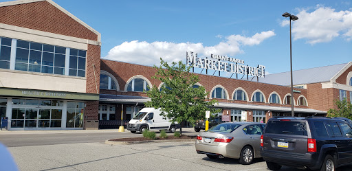 Grocery Store «Market District Supermarket», reviews and photos, 100 Settlers Ridge Center Dr, Pittsburgh, PA 15205, USA