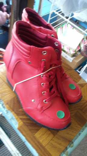 Thrift Store «Center City Thrift Shop», reviews and photos, 628 W Turner St, Allentown, PA 18102, USA