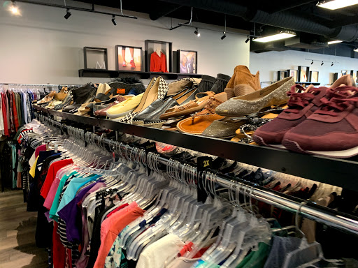 Used Clothing Store «Clothes Mentor», reviews and photos, 2551 45th St S # 113, Fargo, ND 58104, USA