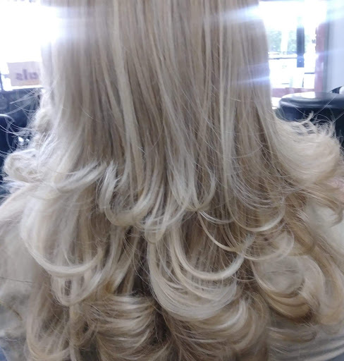 Beauty Salon «Illusions Beauty Salon & Spa», reviews and photos, 28913 S Dixie Hwy, Homestead, FL 33033, USA