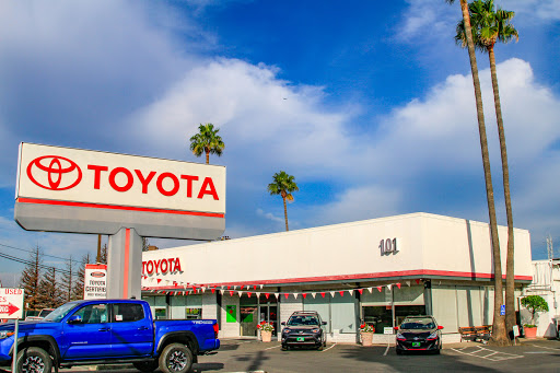 Toyota Dealer «Toyota 101», reviews and photos, 525 E Bayshore Rd, Redwood City, CA 94063, USA