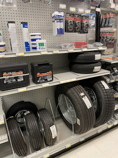 Marine Supply Store «West Marine», reviews and photos, 4141 S 76th St, Greenfield, WI 53220, USA