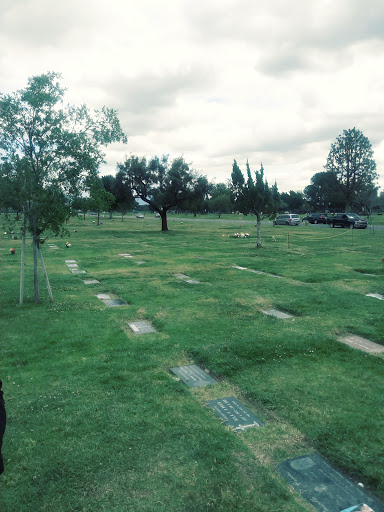 Cemetery «San Fernando Mission Catholic Cemetery», reviews and photos, 11160 Stranwood Ave, Mission Hills, CA 91345, USA