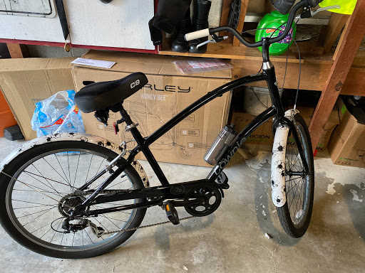 Bicycle Store «Bicycle Centres of Everett», reviews and photos, 4707 Evergreen Way, Everett, WA 98203, USA