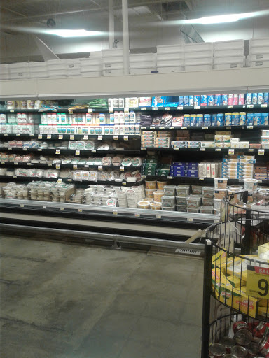 Grocery Store «Food 4 Less», reviews and photos, 4400 Slauson Ave, Maywood, CA 90270, USA