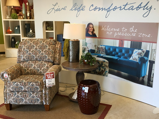 Furniture Store «La-Z-Boy Furniture Galleries», reviews and photos, 17400 NW Corridor Ct, Beaverton, OR 97006, USA
