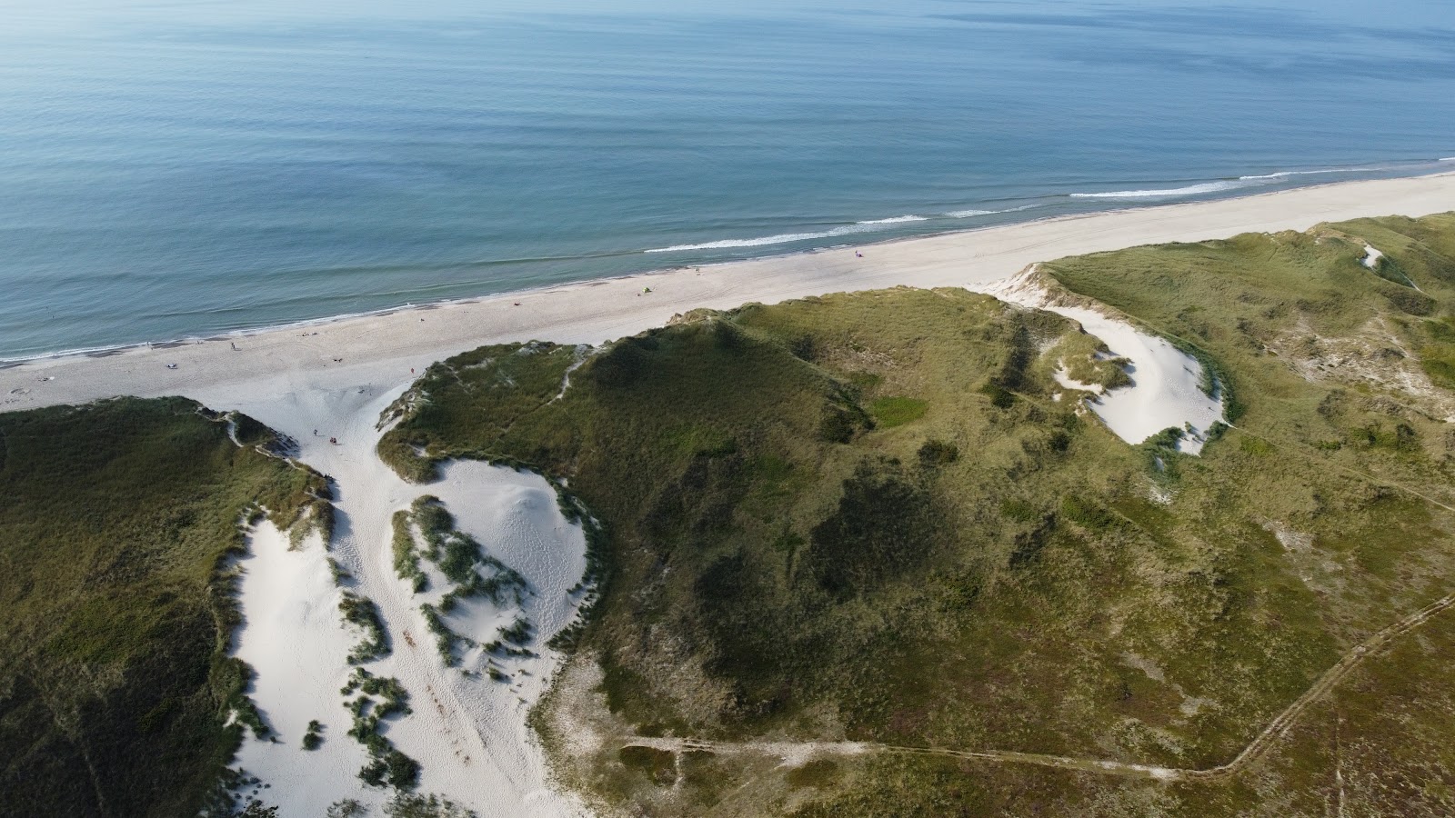 Bjerregard Beach'in fotoğrafı imkanlar alanı