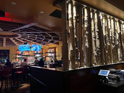 Shopping Mall «Villaggio Shopping Center», reviews and photos, 7959 N Blackstone Ave, Fresno, CA 93720, USA