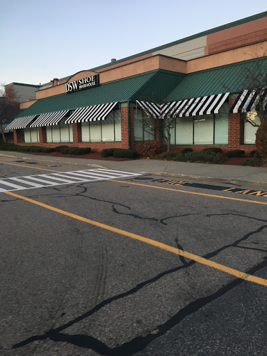 Shoe Store «DSW Designer Shoe Warehouse», reviews and photos, 7 Neponset St, Worcester, MA 01606, USA