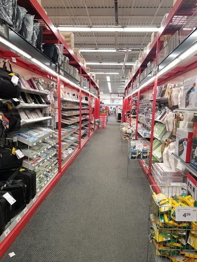 Office Supply Store «Staples», reviews and photos, 209-34 Northern Blvd, Bayside, NY 11361, USA