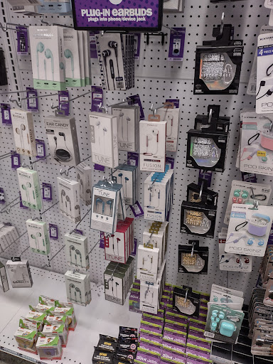 Variety Store «Five Below», reviews and photos, 1155 Mount Vernon Hwy NE #750, Atlanta, GA 30338, USA