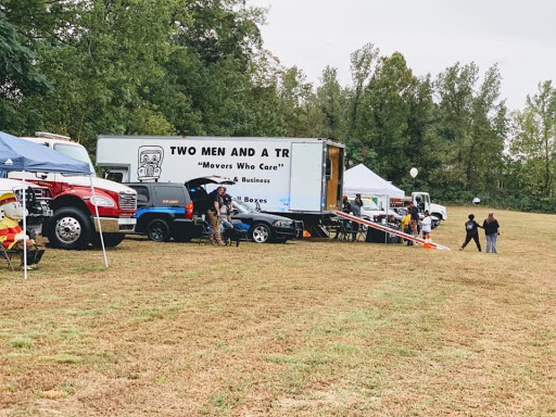 Moving and Storage Service «Two Men and a Truck», reviews and photos, 1953 W Evans St, Florence, SC 29501, USA