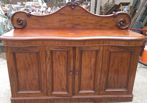 Antique Furniture Store «Lots of Furniture Antiques Warehouse», reviews and photos, 910 N Riverfront Blvd, Dallas, TX 75207, USA