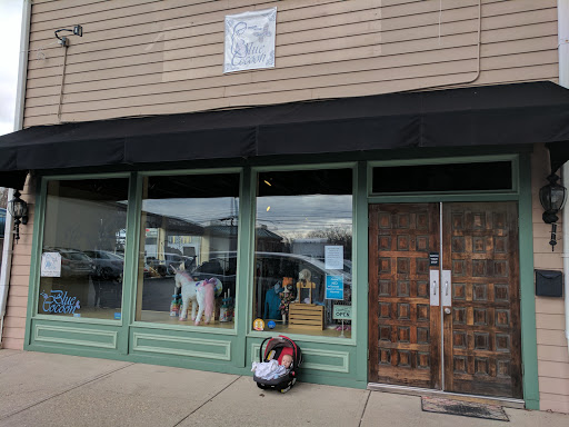 Blue Cocoon, 9361 Montgomery Rd G, Montgomery, OH 45242, USA, 