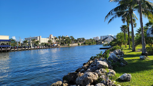 Marine Supply Store «West Marine», reviews and photos, 2401 S Andrews Ave, Fort Lauderdale, FL 33316, USA