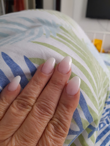 Hollynails