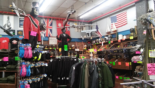 Sporting Goods Store «Andy & Bax Sporting Goods», reviews and photos, 324 SE Grand Ave, Portland, OR 97214, USA