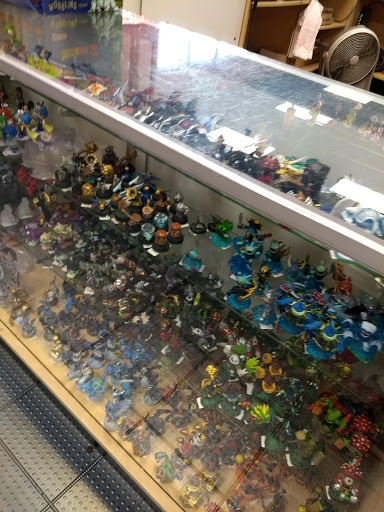 DVD Store «Vintage Stock», reviews and photos, 1918 Star Dr, Liberty, MO 64068, USA