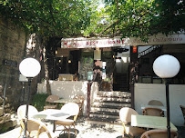 Atmosphère du Restaurant basque Restaurant Oillarburu à Saint-Jean-Pied-de-Port - n°19