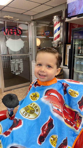 Barber Shop «Classic Barbers Shop», reviews and photos, 6226 S Dixie Hwy, South Miami, FL 33143, USA
