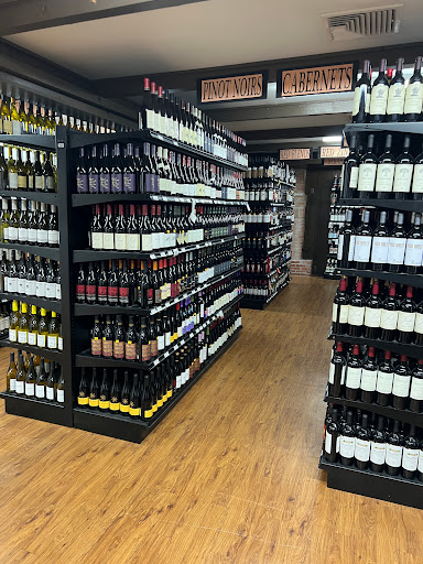 Liquor Store «Northwest Fine Wines Spirits», reviews and photos, 808 Westminster Pike, Reisterstown, MD 21136, USA