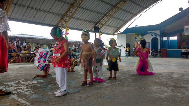 Unidad Educativa "Andoas"