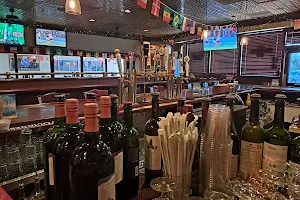 Carsons Tavern image