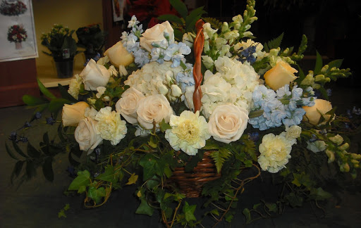 Florist «The Country Thyme Shoppe», reviews and photos, 321 Liberty St, Hanson, MA 02341, USA