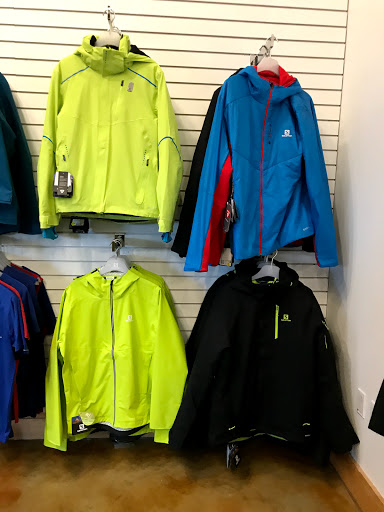 Outdoor Sports Store «Amer Sports Factory Outlet», reviews and photos, 2030 Lincoln Ave, Ogden, UT 84401, USA