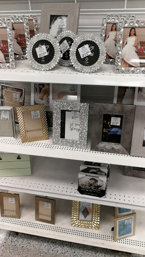 Clothing Store «Ross Dress for Less», reviews and photos, 6715 Camino Arroyo, Gilroy, CA 95020, USA