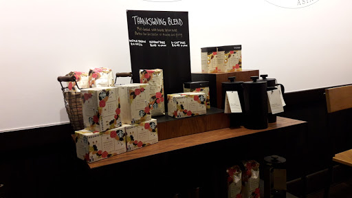 Coffee Shop «Starbucks», reviews and photos, 4801 Valley View Blvd NW g, Roanoke, VA 24012, USA