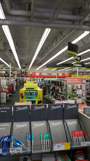 Office Supply Store «Staples», reviews and photos, 7551 Freeport Blvd, Sacramento, CA 95832, USA
