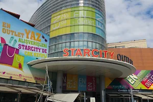 StarCity Outlet image