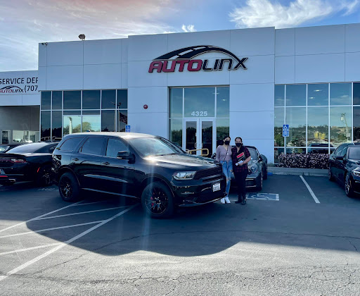 Used Car Dealer «AutoLinx - Luxury Pre-Owned», reviews and photos, 3300 Sonoma Blvd, Vallejo, CA 94590, USA