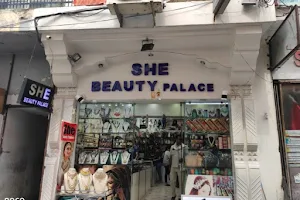 She Beauty palace image