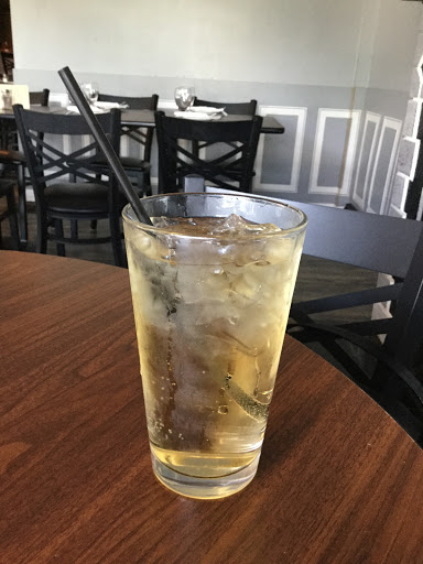 Restaurant «Hilltop Restaurant & Bar», reviews and photos, 4206 Lake Ave, Lockport, NY 14094, USA