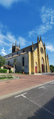 Église Saint Just à Saint-Just-la-Pendue