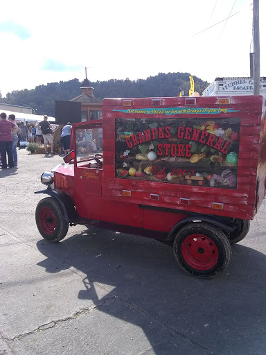 Performing Arts Theater «Milton Performing Arts Center», reviews and photos, 1 Pumpkin Way, Milton, WV 25541, USA