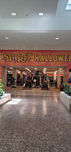 Shopping Mall «VIA|Port Florida Mall», reviews and photos, 10401 US-441, Leesburg, FL 34788, USA