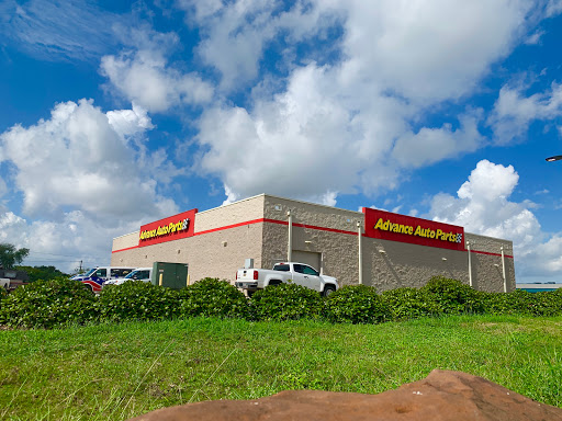 Auto Parts Store «Advance Auto Parts», reviews and photos, 3780 Leopard St, Corpus Christi, TX 78408, USA