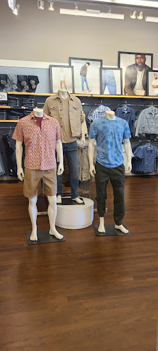 Clothing Store «Gap Outlet», reviews and photos, 8225 Vineland Ave, Orlando, FL 32821, USA