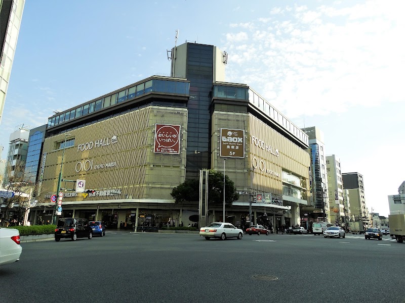 ザラ 京都店 京都府京都市下京区御旅町 衣料品店 衣料品 グルコミ