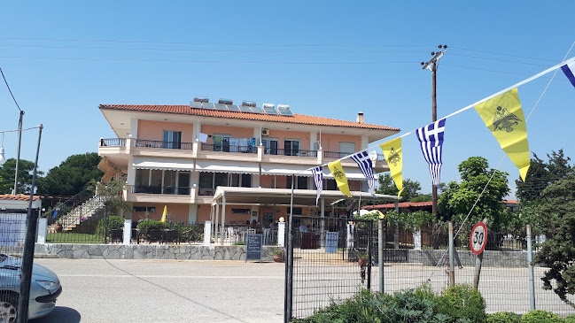 Σχόλια και κριτικές για το Taverna Hotel "Theoklitos"