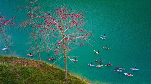 SUP Tour Vietnam - Stand Up Paddle Tour, Paddle Board Holidays in Vietnam