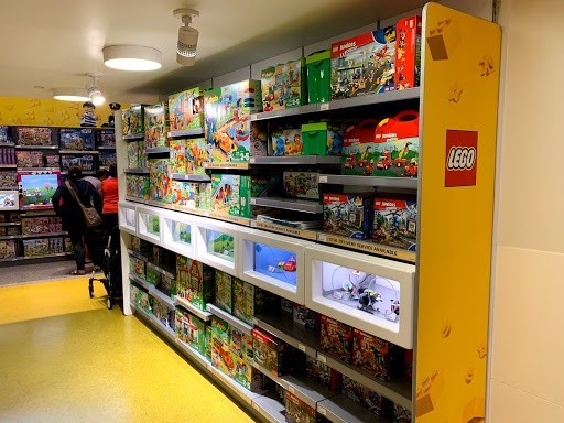 Toy Store «The LEGO Store», reviews and photos, 1585 Disneyland Dr, Anaheim, CA 92802, USA