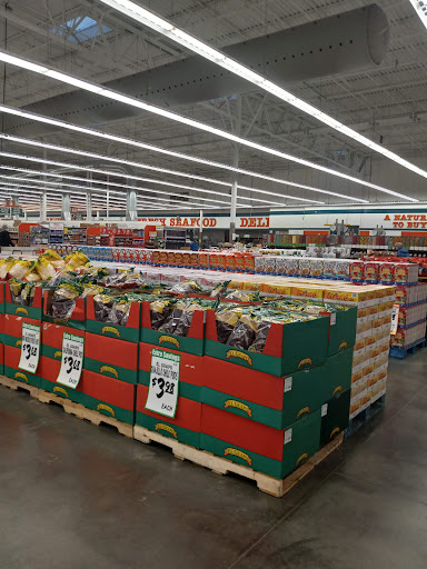Grocery Store «Grocery Outlet Bargain Market», reviews and photos, 710 SE Everett Mall Way, Everett, WA 98208, USA