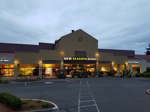 Grocery Store «New Seasons Market Mountain Park», reviews and photos, 3 Monroe Pkwy, Lake Oswego, OR 97035, USA