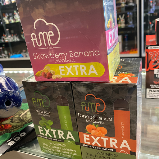 Tobacco Shop «Pipe Dreams Smoke Shop», reviews and photos, 13971 N Cleveland Ave #13, North Fort Myers, FL 33903, USA