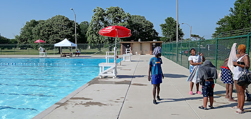 Fairground Park Swimming Pool